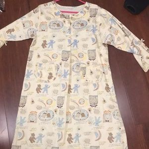 Cute pajamas sz M